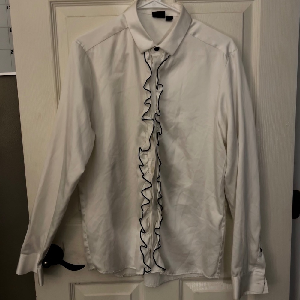 Men’s White Long-Sleeve Top with Black-Lined Ruffles